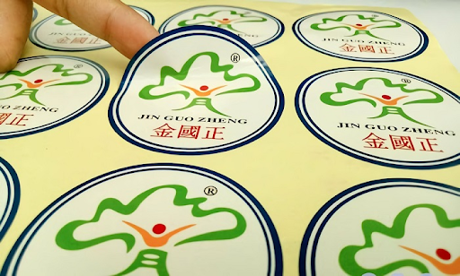 In decal Bế